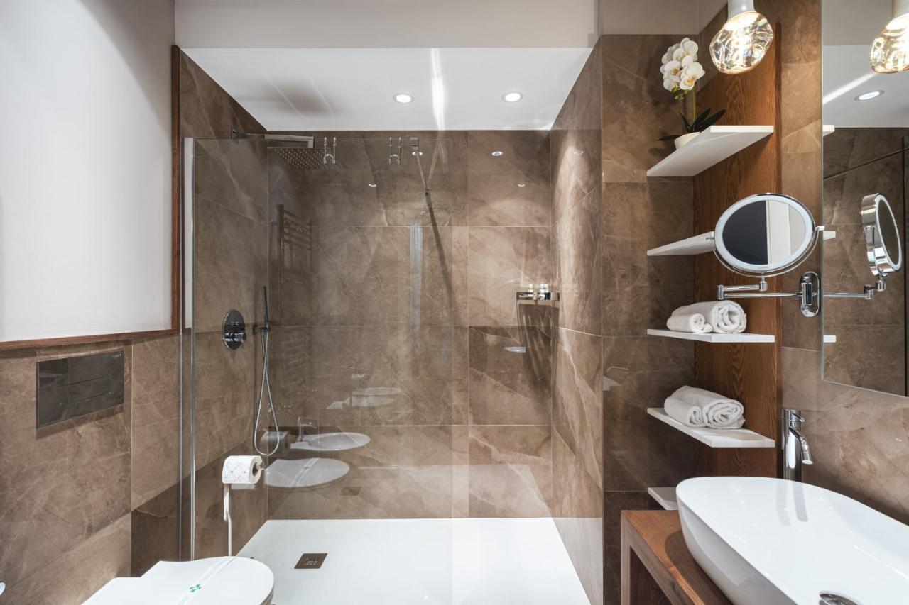 Residenze Chamur- Grattacielo Guest house